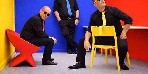 Les M\u00e9li M\u00f4mes - Gna Gna Gna [CONCERT DEBOUT]