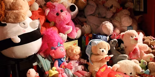 Micah 6's Santa Workshop