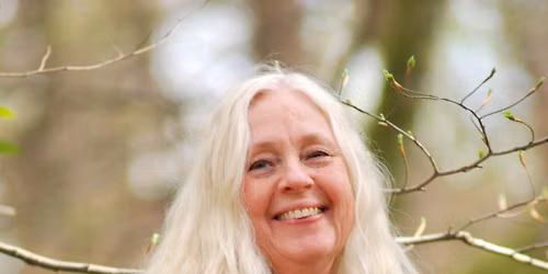 AKASHA ARKIVET MED GUNI HERNANDEZ 