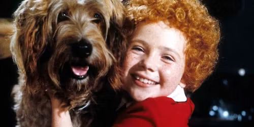 ANNIE (1982)