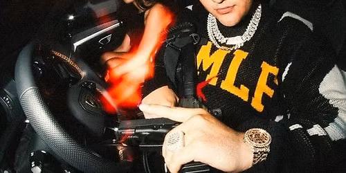 Victor Mendivil in Ciudad de M\u00e9xico