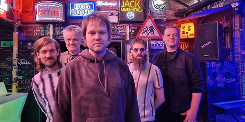 Caper Clowns: Live i Lydb\u00f8lgen