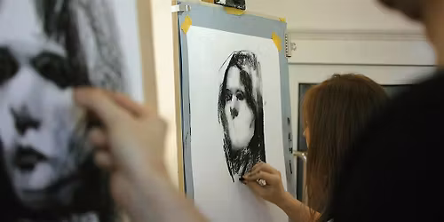 Portrait Drawing in Charcoal and Graphite \u2013 4 week course with Tony Jackson