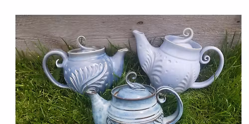 Teapots (intermediate short class)