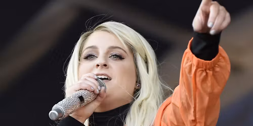 Meghan Trainor with Icona Pop and Ryan Trainor