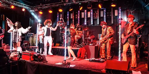 THE DISCO CIRCUS at Sideouts in Island Lake!