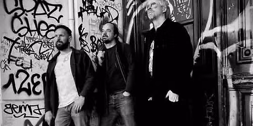 Lyrika LIVE at Bull bar