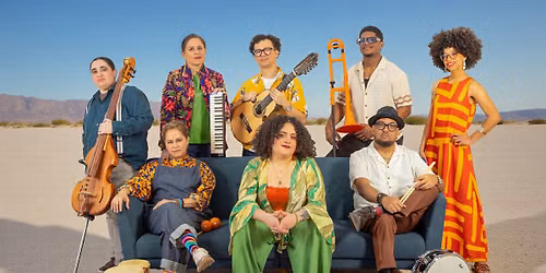 Music on the Square- Bululú