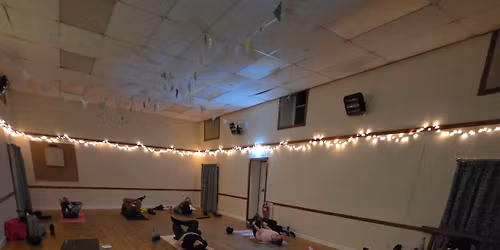 Beginner - Intermediate Mat Pilates