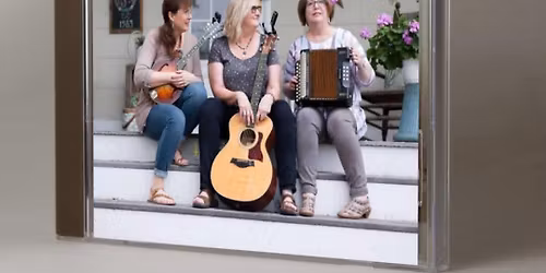 Voices Three with Mat Morris at The Arts Oasis