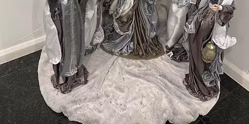 Santa\u2019s workshop pop up shop