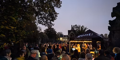 Singalong Troostconcert op Campo Santo