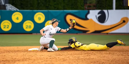 Parking Michigan State Spartans at Oregon Ducks Womens Basketball
