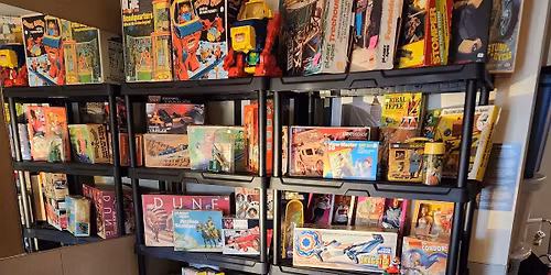 Chicago Toy Show Hotel room buy, sell and trade! 