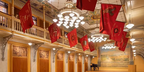 1. maj i \u00d8l-Halle m. morgenmad