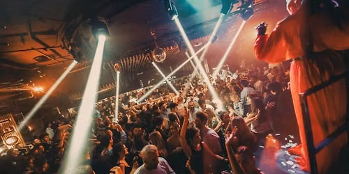 Sutton Barcelona - Free pass - Friends List