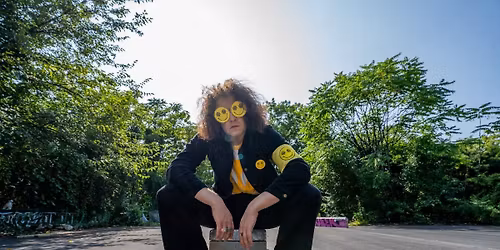 Moon Walker, Pretoria, Super Cassette