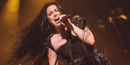 Evanescence At Hollywood Casino Amphitheatre