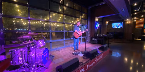 Happy Hour at Texas Live \ud83c\udfb8\ud83c\udfb6