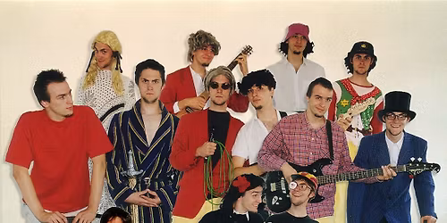 Z\u00e4rtlichkeiten mit Freunden: "Mitten ins Herts"