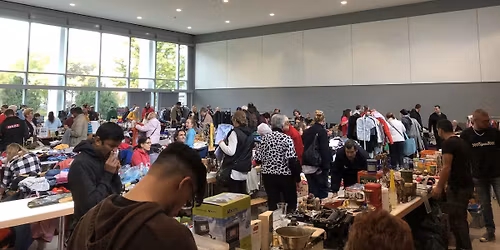 Hallen-FLOHMARKT in der Stadthalle in Ditzingen