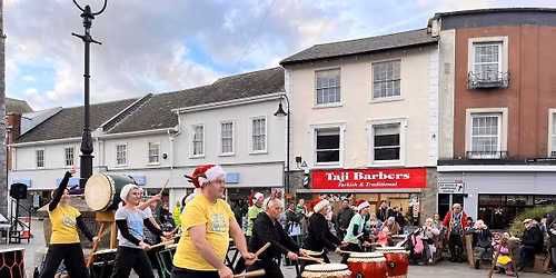 Tano Taiko at Newton Abbot's Christmas Light Switch On