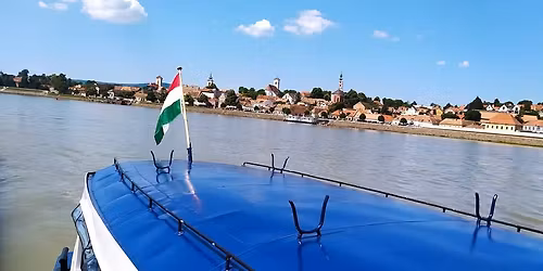 Szentendre a Dun\u00e1r\u00f3l n\u00e9zve