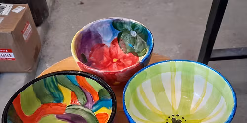 Glaze an Ice Cream\/Berry Bowl at Robin Hills Farm 6\/5!