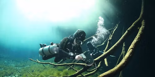 Sidemount \/ Drysuit \/ Intro to Tech