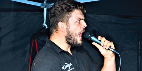 Open Mic with Tom Viney