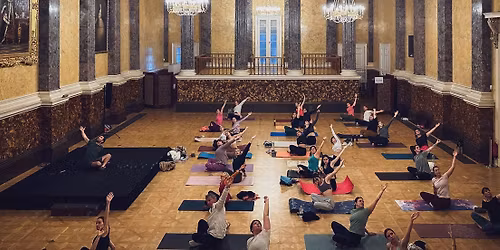 \u00c9p testben \u00e9p l\u00e9lek + | M\u00fazeumi j\u00f3ga x t\u00e1rlatvezet\u00e9s