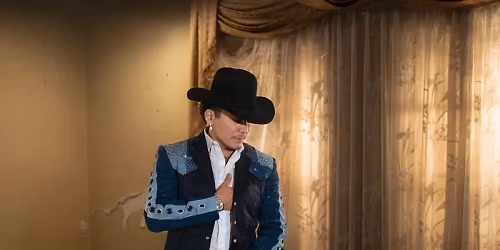 Edwin Luna y La Trakalosa de Monterrey in Providence