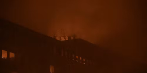 Napk\u00f6sz\u00f6nt\u0151 a H\u00e1tt\u00e9rzajjal