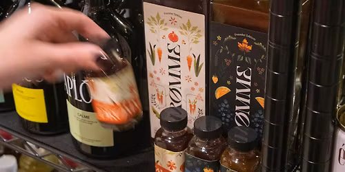 Free Holiday Tasting: Buzzy not Boozy