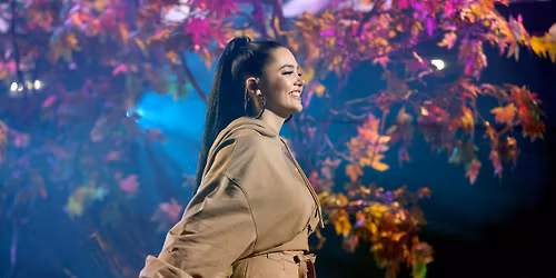 Lauren Spencer Smith