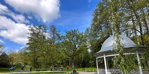 TRENINGI W PARKU ORU\u0143SKIM