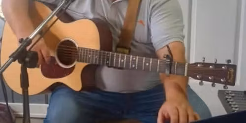 Shawn King live at the Lounge!