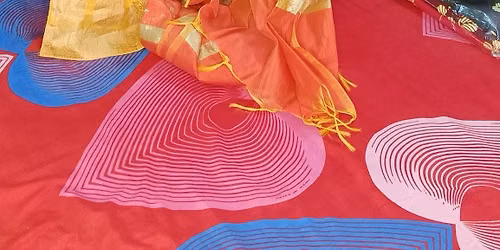 mom batik bedsheet 