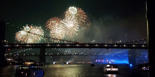 NYC July 4th Macy's Fireworks Cruise Cash Bar & Live DJ