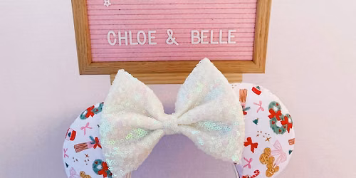 Chloe & Belle @ The Quincy Holiday Shopping Expo! \ud83c\udf85\ud83c\udffb