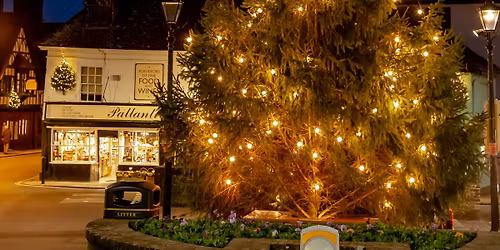 Late Night Christmas Shopping in Arundel