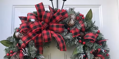 Hang Workshop at Rove Winery- Holiday Wreath