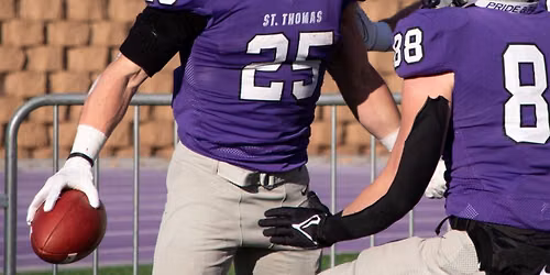 Presbyterian Blue Hose vs. St. Thomas University Tommies