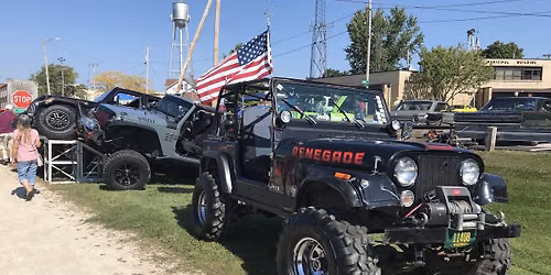 Cars in Kewaskum \u2013 FILL THE HILL!