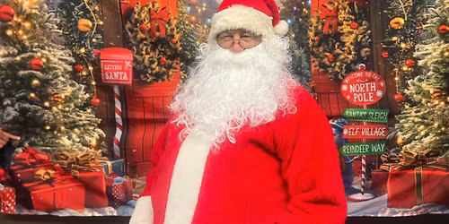 FREE Photos With Santa at Hawg Diner