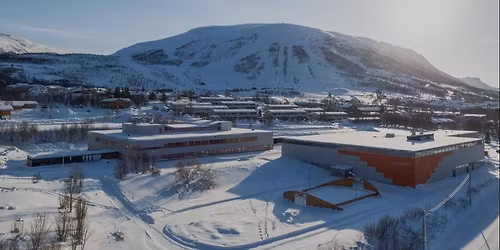 V\u00e5rkafe og bruktmarked Kroken ungdomsskole 
