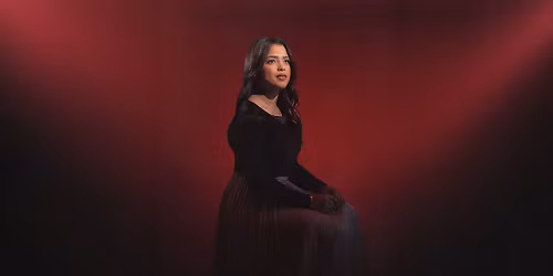 Averly Morillo - Le\u00f1a Nueva Tour