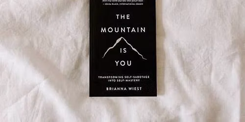 ICF b\u00f3kakl\u00fabbur - The Mountain is You