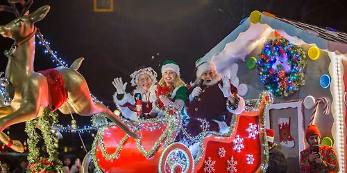 43rd Annual Peninsula Co-op Santa Claus Parade - Presented by Chek Media 