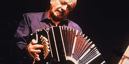 Hommage \u00e0 Piazzolla Bandoneon m\u00f6ter str\u00e5kensemble och gitarr!